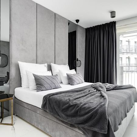 El Apartments - Aries Познан Екстериор снимка