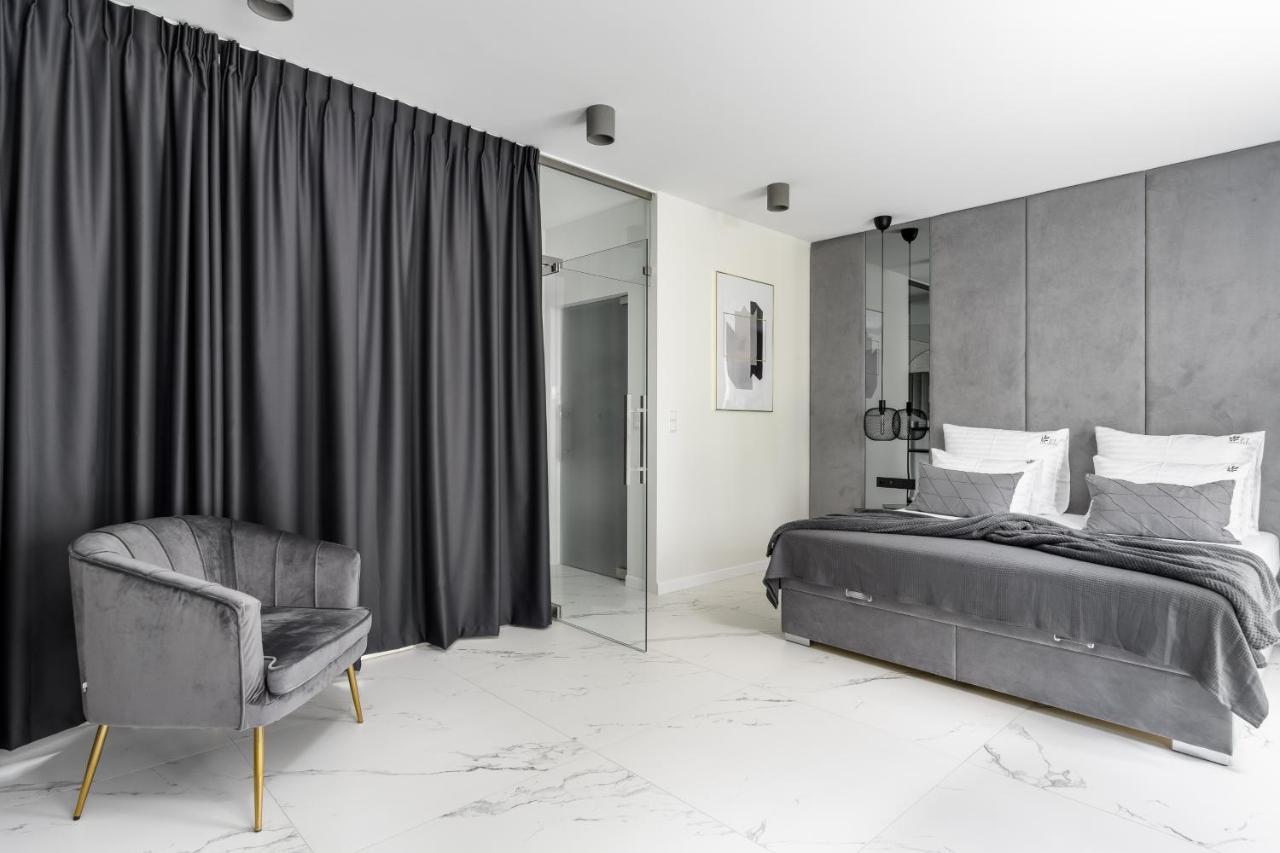 El Apartments - Aries Познан Екстериор снимка